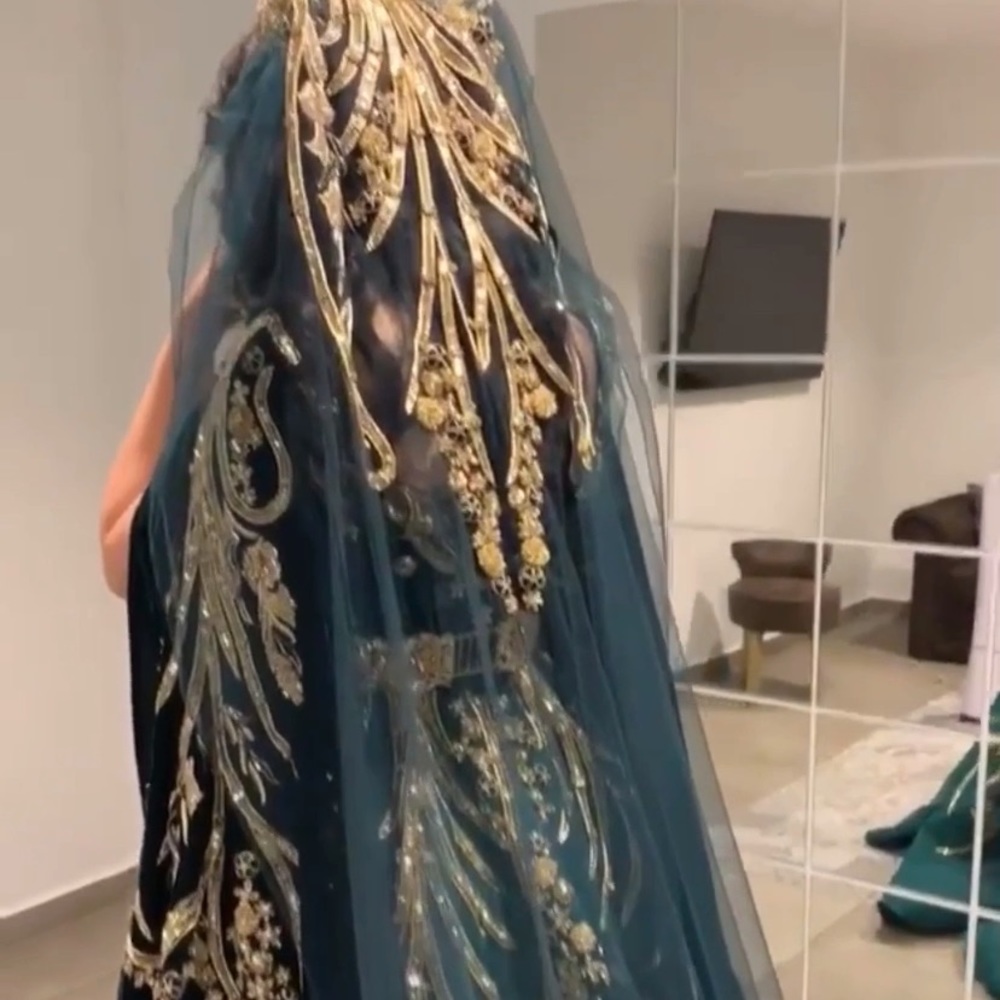 Green henna dress